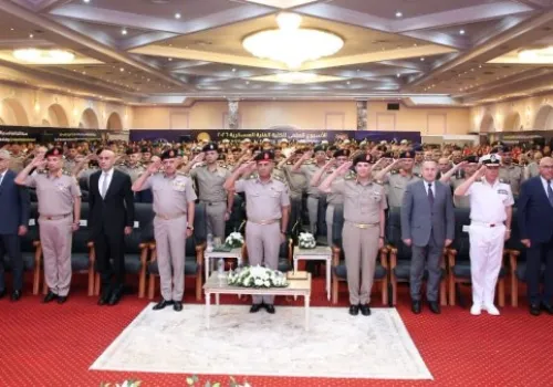 وزير الدفاع يفتتح اليوم العلمي للكلية الفنية العسكرية ويشهد فعاليات المسابقة الدولية العاشرة