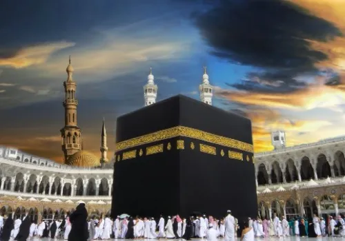 إطلاق تطبيق 'رفيق' لحماية معتمري مصر وتعزيز تنظيم رحلات العمرة