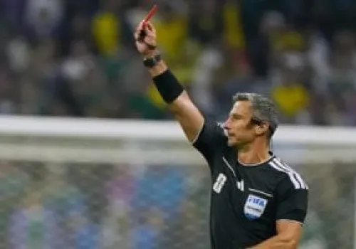 عادل عقل يوضح تفاصيل إلغاء هدف إسبانيا في نهائي كأس العالم 2026 وأثره على المباراة