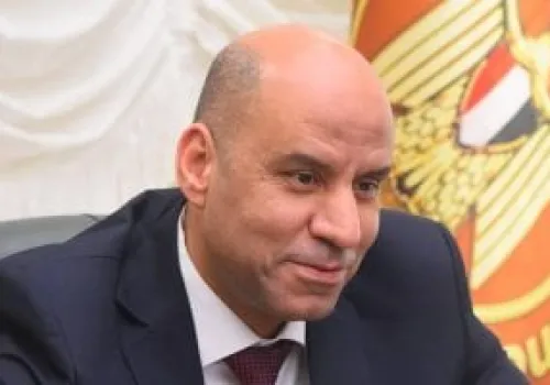 إجازة مدفوعة الأجر للقطاع الخاص يوم 23 يوليو احتفاءً بثورة 1952 وفقاً لقرار وزارة العمل المصرية