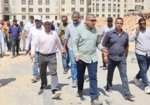 وزيرة الإسكان تتابع تقدم المشروعات التنموية في العاشر من رمضان وتعزز جهود البنية الأساسية
