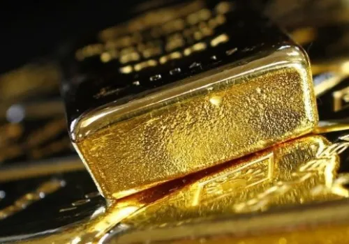 أسعار الذهب تنخفض بشكل ملحوظ في مصر: تراجع 15 جنيهًا في جرام عيار 24 اليوم