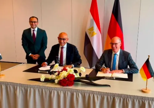 مصر وألمانيا تتعاونان لتطوير التعليم الفني: توقيع إعلان نوايا مشترك لتعزيز المدارس الفنية المصرية الألمانية