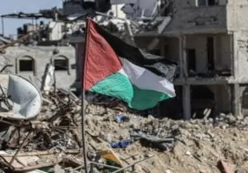 استشهاد فلسطينيين وإصابة 16 آخرين في قصف إسرائيلي لمستشفى في شمال غزة