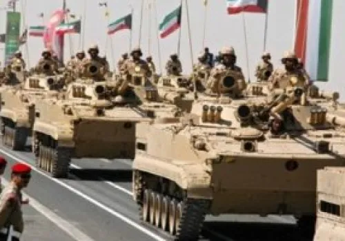 الجيش الكويتي يعلن نجاح دفاعاته الجوية في التصدي لهجمات صاروخية ومسيّرات معادية