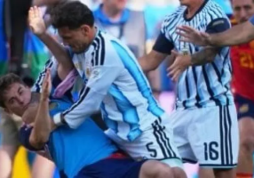 عريضة تاريخية تطالب بطرد الأرجنتين من كأس العالم تتجاوز 20 مليون توقيع!