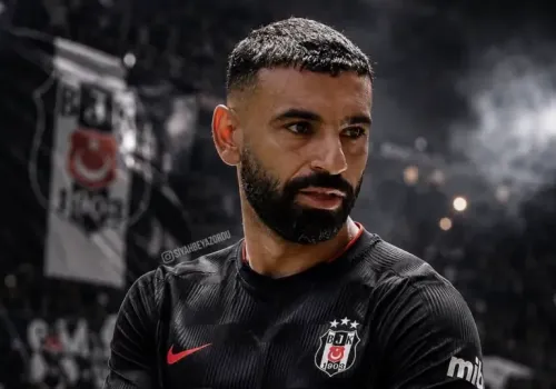 بشكتاش يخطط لإعلان التعاقد مع محمد صلاح قبل مواجهة ميتييلاند في الدوري الأوروبي