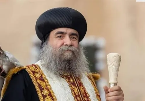 الأنبا يوأنس يطلق مبادرة لدعم أسعار الطعام في كنائس أسيوط: الكريب بجنيه والفول بجنيه واحد فقط