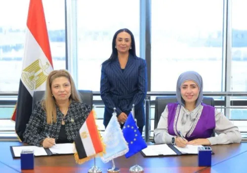 توقيع بروتوكولات تعاون لدعم التمويل متناهي الصغر وتعزيز القدرات الاقتصادية للأسر الأولى بالرعاية