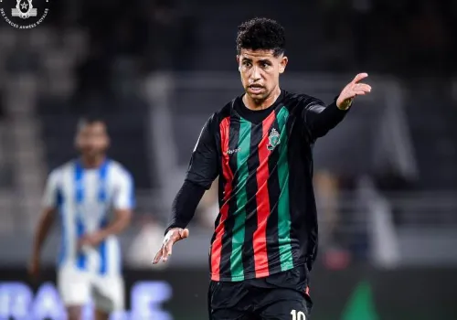 المغرب الفاسي ينافس على ضم رضا سليم من الأهلي المصري في فترة الانتقالات الصيفية