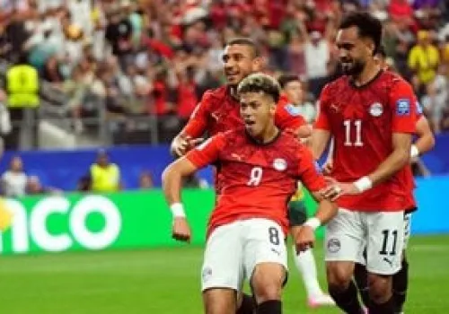 الأهلي يقرر تمديد عقد إمام عاشور ويحدد شروط الاحتراف: تفاصيل جديدة حول مستقبل النجم الشاب