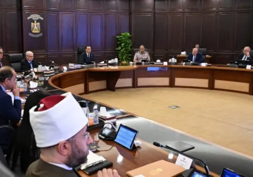 الحكومة المصرية تعتمد 7 قرارات استراتيجية جديدة لتعزيز التنمية والخدمات العامة