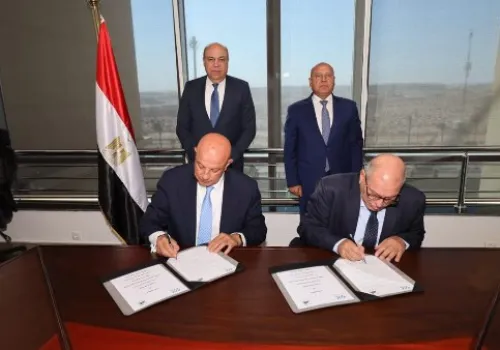 تعزيز التكامل المؤسسي: بروتوكول جديد لرفع كفاءة وصيانة الممرات والطرق بالمطارات المصرية