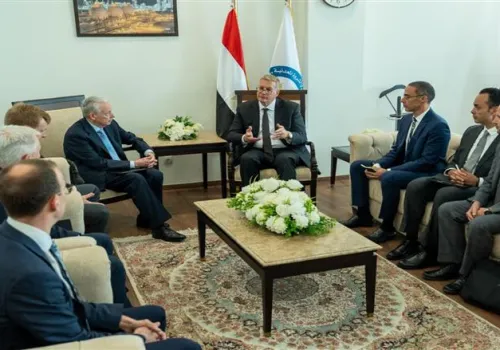 مجموعة أمريكية تعلن عزمها على استثمار طويل الأجل في قطاع البترول المصري
