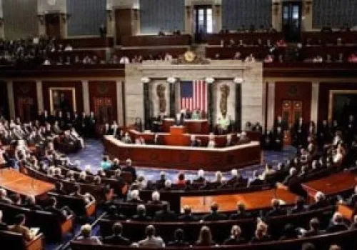 مجلس الشيوخ الأمريكي يرفض تقييد صلاحيات ترمب العسكرية ضد إيران: تعزيز للقدرة الرئاسية في مواجهة التوترات الإقليمية