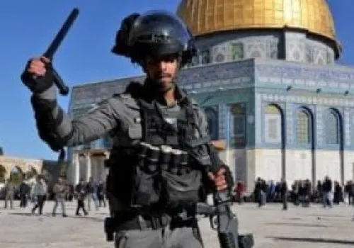 تحذيرات من تصعيد خطير في القدس: اقتحام واسع للمستوطنين يهدد سيادة المسجد الأقصى
