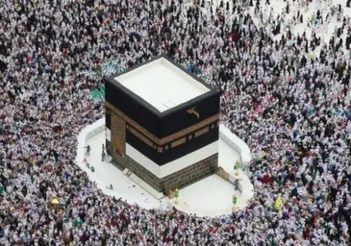 أسعار وبرامج العمرة 2026: اكتشف تكاليف الرحلات وشروط الحجز المتاحة لمختلف الميزانيات