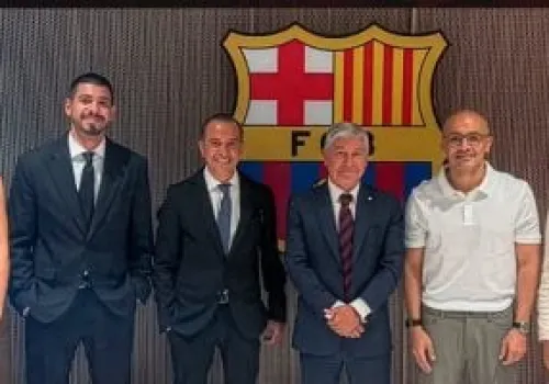 الأهلي يعلن عن مباراة ودية مع برشلونة في أغسطس المقبل بإسبانيا