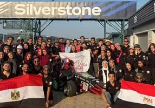 فريق هندسة عين شمس يحقق إنجازًا عالميًا في الذكاء الاصطناعي ويحصد 5 جوائز في مسابقة Formula Student البريطانية