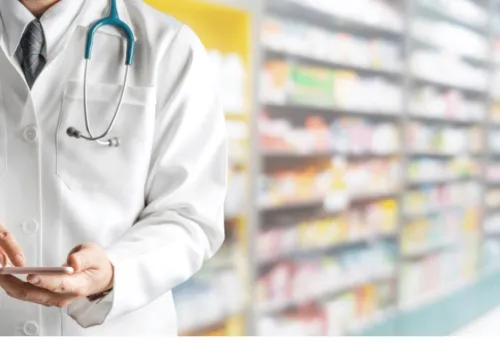 فتح باب التقديم لبرامج الدراسات العليا في كلية الصيدلة بجامعة عين شمس لتعزيز البحث العلمي وتلبية احتياجات سوق العمل