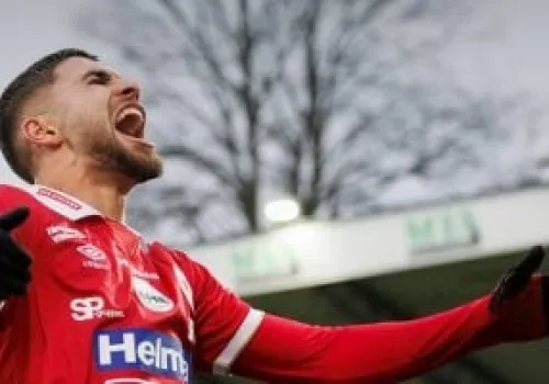 فيفا يفرض عقوبة جديدة على الزمالك بإيقاف قيد اللاعبين لثلاث فترات انتقالات بسبب مستحقات أيك السويدي