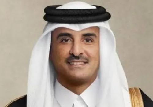 أمير قطر ورئيس أوزبكستان يتناولان عبر الهاتف التطورات الإقليمية والدولية الراهنة