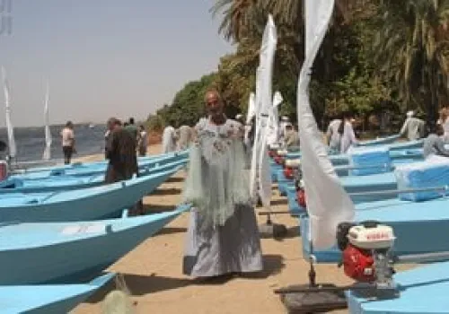 تحت طائلة العقوبات: قانون جديد يحظر إلقاء نفايات السفن والمصانع في البحيرات المصرية