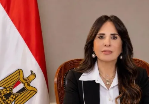 وزيرة الإسكان تستعرض تقدم مشروعات مياه الشرب والصرف الصحي في 7 محافظات ضمن مبادرة حياة كريمة