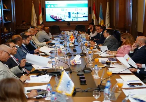 جمعية رجال أعمال الإسكندرية تستعرض آفاق التعاون التجاري مع ميناء كاستيلون الإسباني لتعزيز العلاقات الاقتصادية