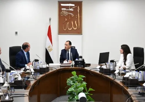 مدبولي يتابع استراتيجيات تشغيل وصيانة محطات معالجة الصرف الصحي لتعزيز البنية التحتية في مصر