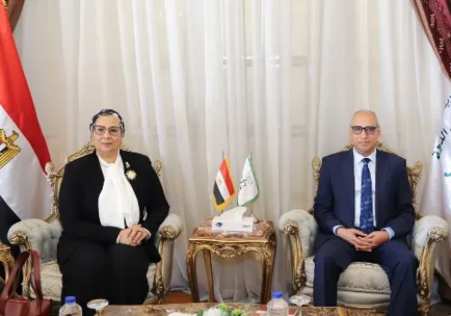 رئيس مجلس الدولة يستقبل رئيسة المجلس القومي للمرأة في لقاء تعزيز التعاون وتقديم التهنئة