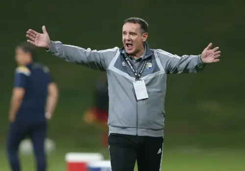 الزمالك يعدل بنود عقد رازوفيتش لتسهيل انطلاق مهمته كمدير فني