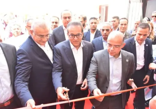 افتتاح مصنع «إيبيكو 3» بالعاشر من رمضان: خطوة نحو تعزيز صناعة الأدوية الحيوية في مصر