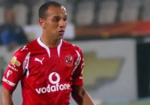 ذكرى تاريخية: الأهلي يتوج بالسوبر المصري على حساب الزمالك بثنائية الصقر وإينو