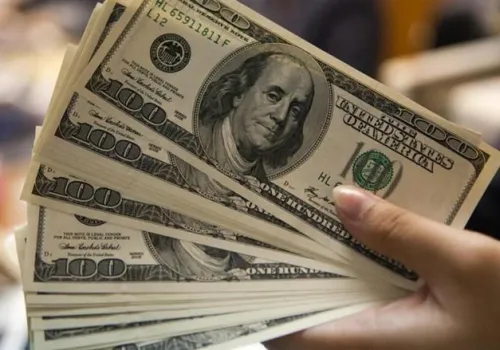 استقرار سعر الدولار مقابل الجنيه المصري في البنوك اليوم الاثنين 27 يوليو 2026