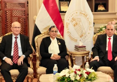 عمار تهنئ رئيس محكمة النقض ورئيس القضاء الأعلى في زيارة تعكس التعاون بين مؤسسات الدولة