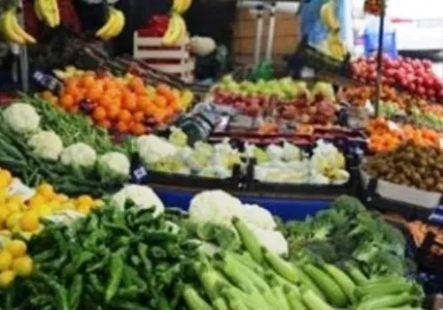 أسعار الخضروات في مصر: الليمون يقترب من 50 جنيه والطماطم تسجل ارتفاعاً ملحوظاً