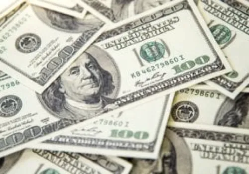استقرار سعر الدولار مقابل الجنيه المصري في البنوك خلال تعاملات اليوم