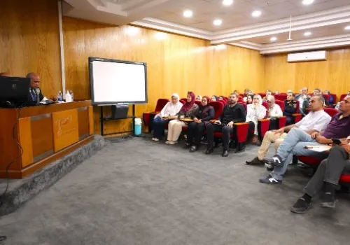 مطار القاهرة يعزز السلامة الجوية من خلال دورة تدريبية متخصصة في إدارة مخاطر الطيور والحياة البرية