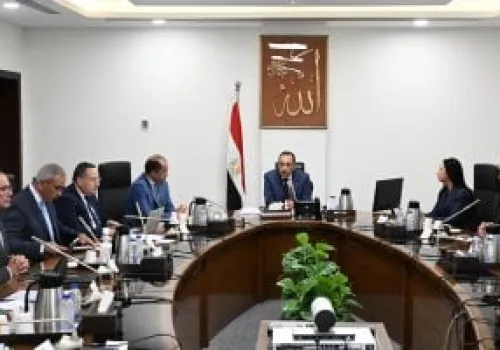 رئيس الوزراء يناقش استراتيجيات جديدة لاكتشاف ورعاية الموهوبين في مصر