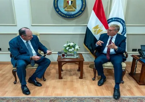 مباحثات استراتيجية بين وزير البترول وأباتشي العالمية لتعزيز استثمارات الغاز في مصر