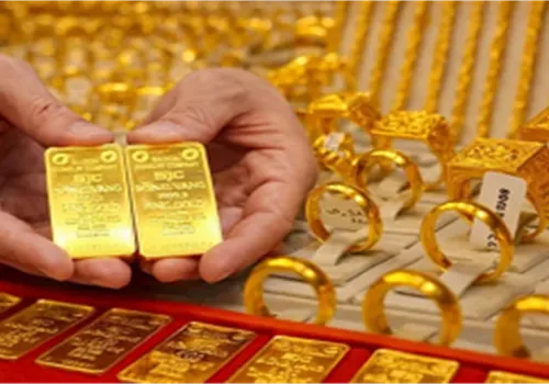 تراجع أسعار الذهب في مصر اليوم الثلاثاء مع استمرار الضغوط العالمية والمحلية