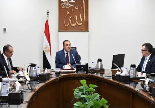 الحكومة تُعلن انتهاء المرحلة التجريبية الأولى للمنظومة الإلكترونية لقاعدة بيانات المشروعات التنموية